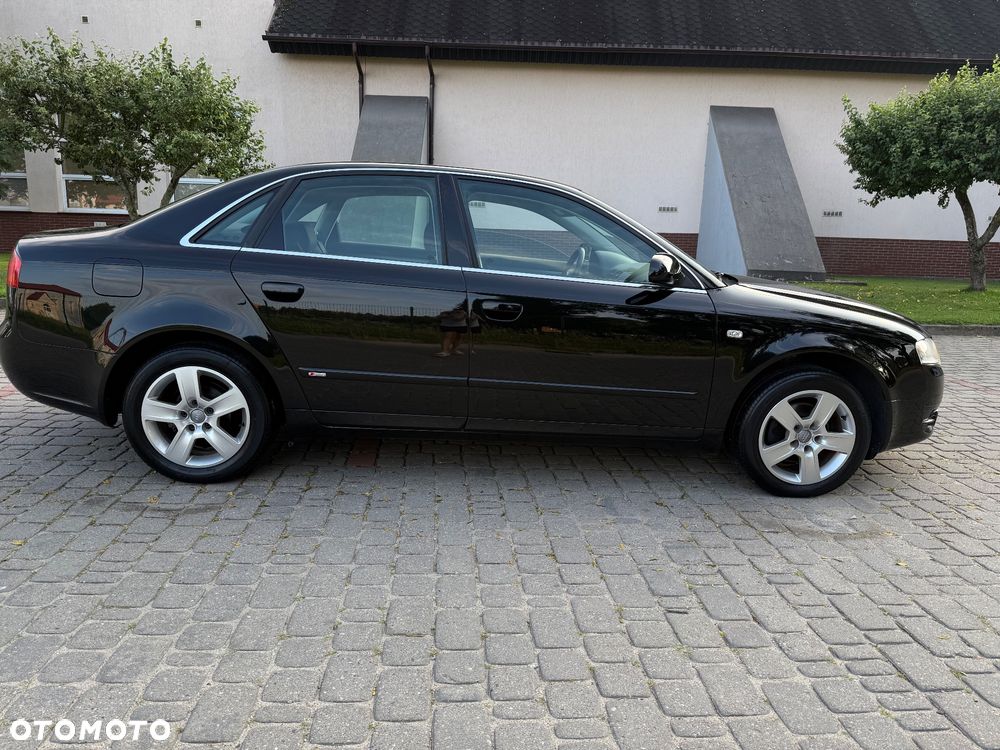 Audi A4 Limousine 2 - 6