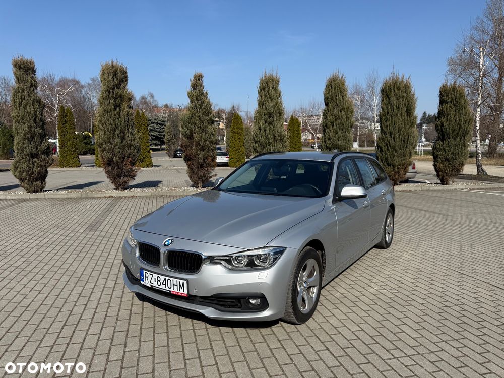 BMW Seria 3 318i Advantage - 1