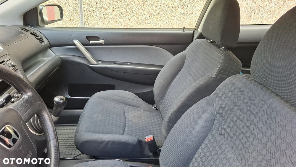 Honda Civic 1.6i ES - 12