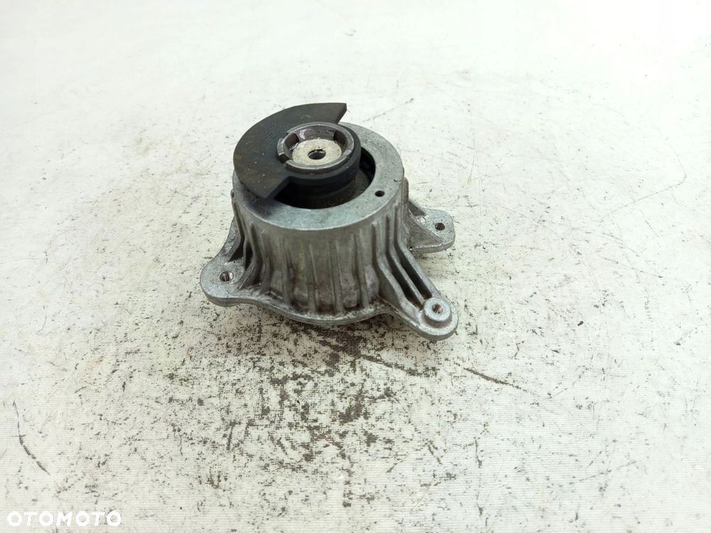 PODUSZAK SILNIKA WSPORNIK MERCEDES E W213 A2132403500 - 3