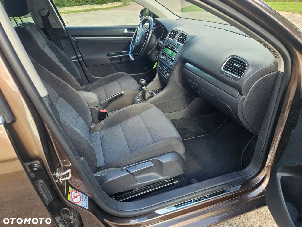 Volkswagen Golf 1.2 TSI Style - 9