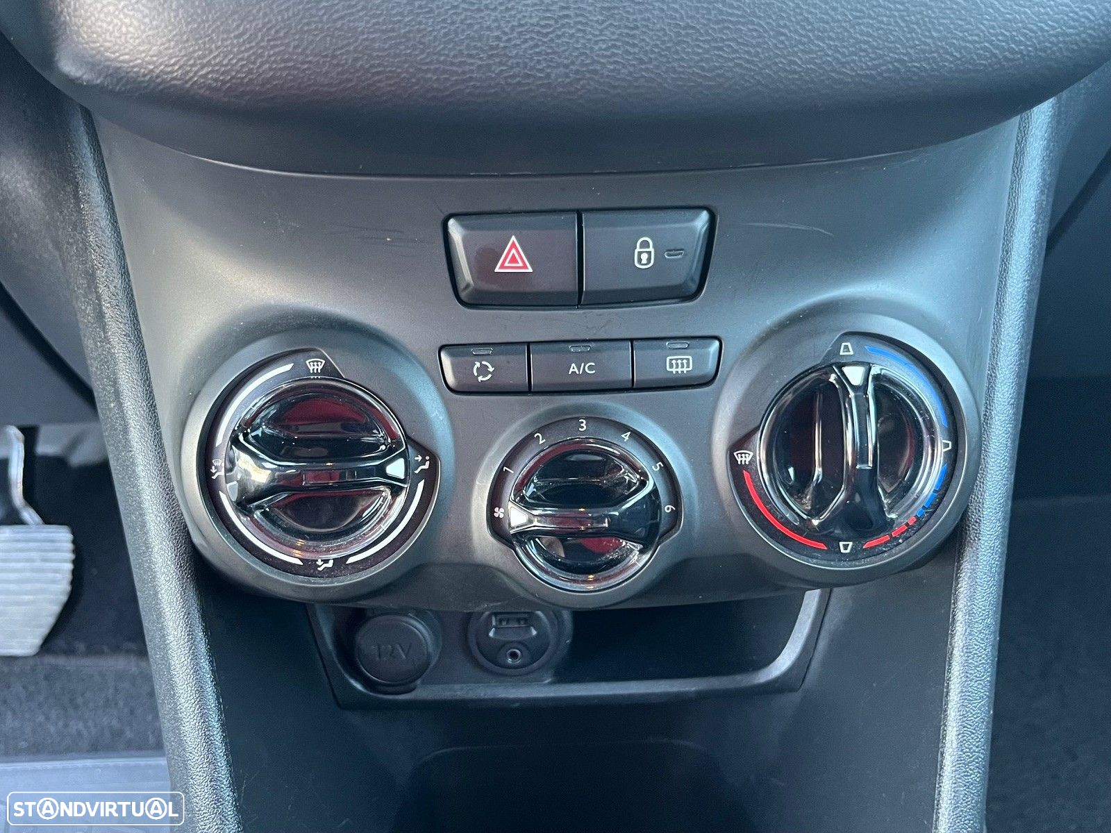 Peugeot 208 1.2 PureTech Active - 14