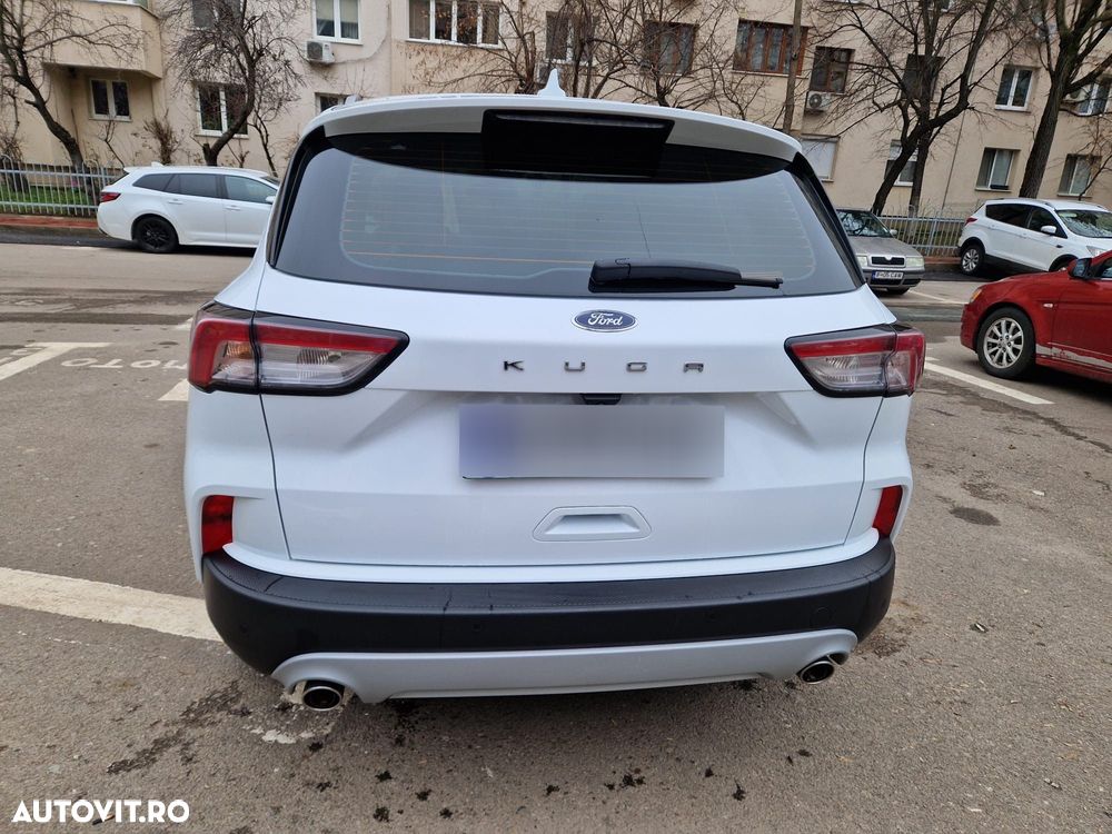 Ford Kuga 1.5 EcoBoost FWD Titanium - 4