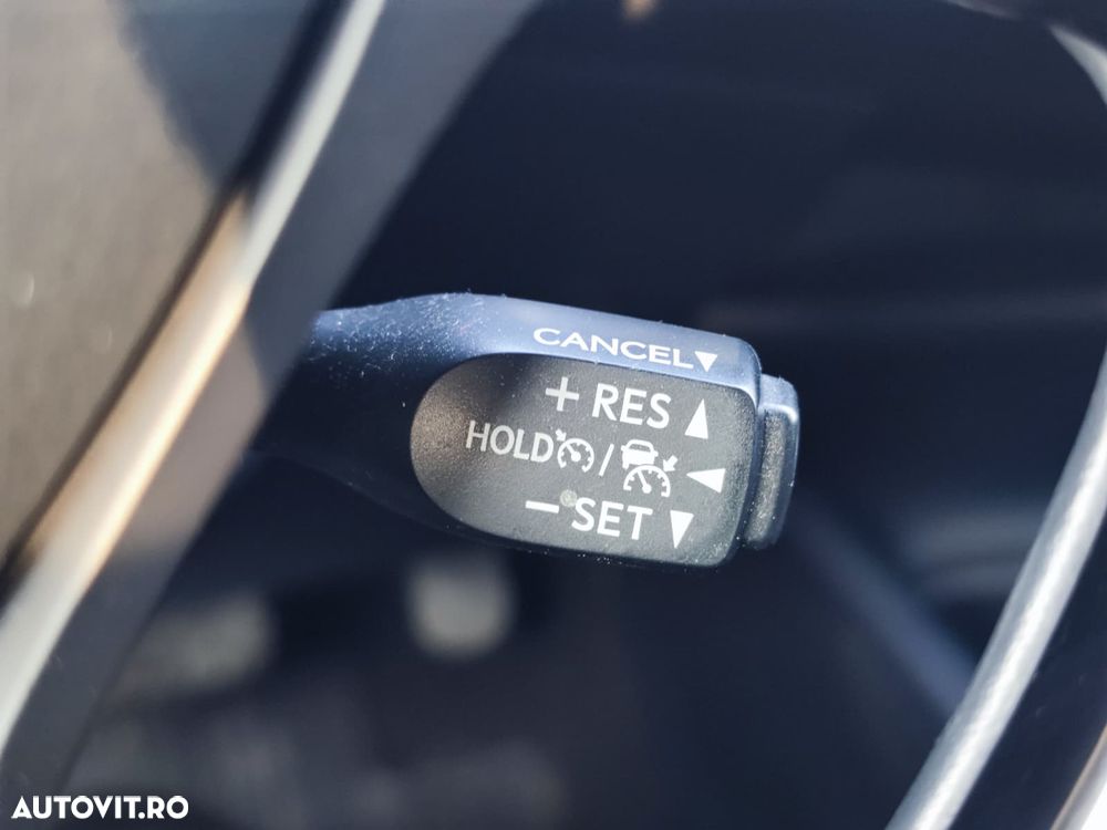 Toyota C-HR 1.8 HSD 122 CP 4x2 CVT Core - 25