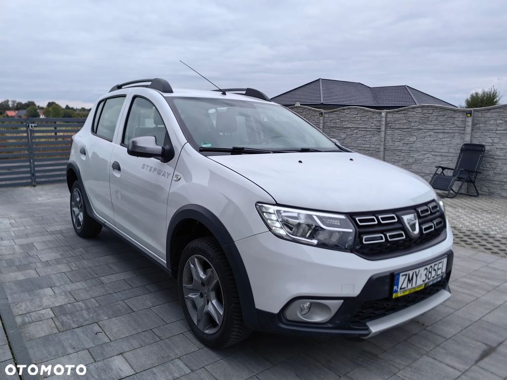 Dacia Sandero Stepway SCe 75 Essential - 2