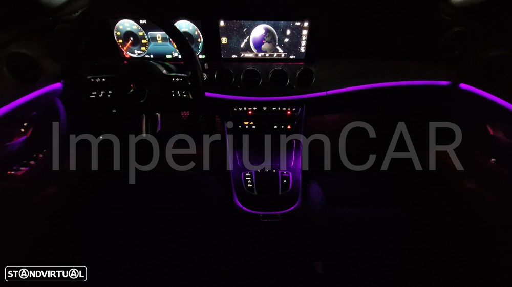 Mercedes-Benz E 300 de 4Matic 9G-TRONIC AMG Line - 31