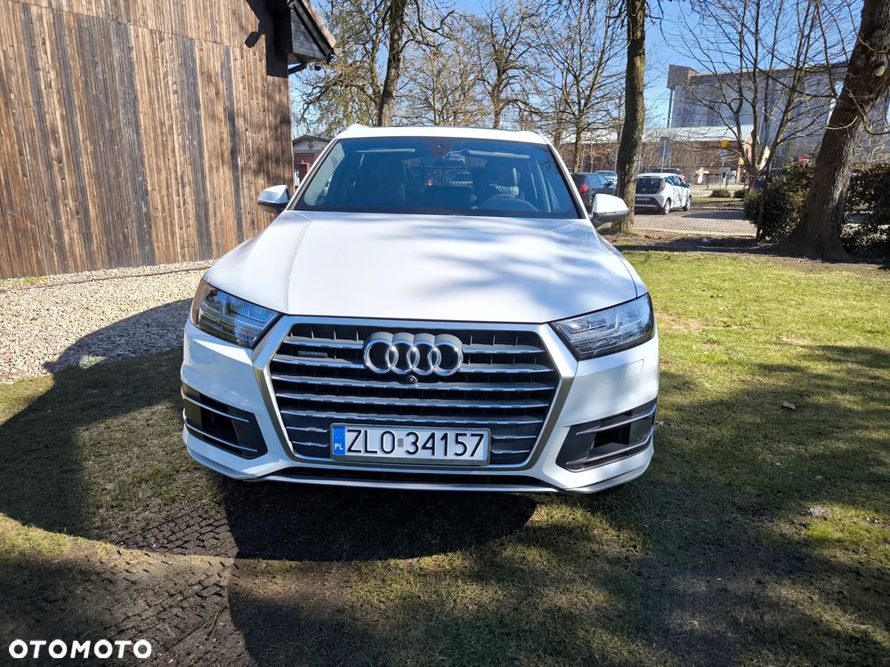 Audi Q7 3.0 TFSI Quattro Tiptronic - 1