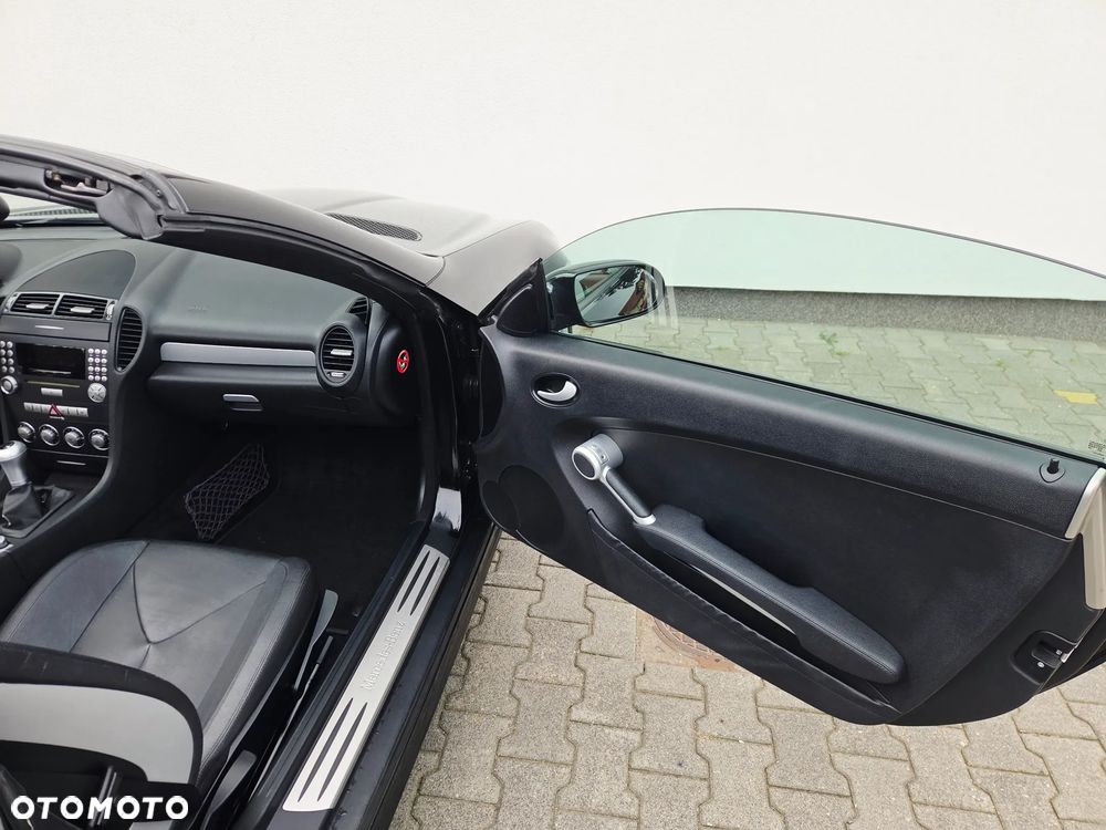 Mercedes-Benz SLK - 16