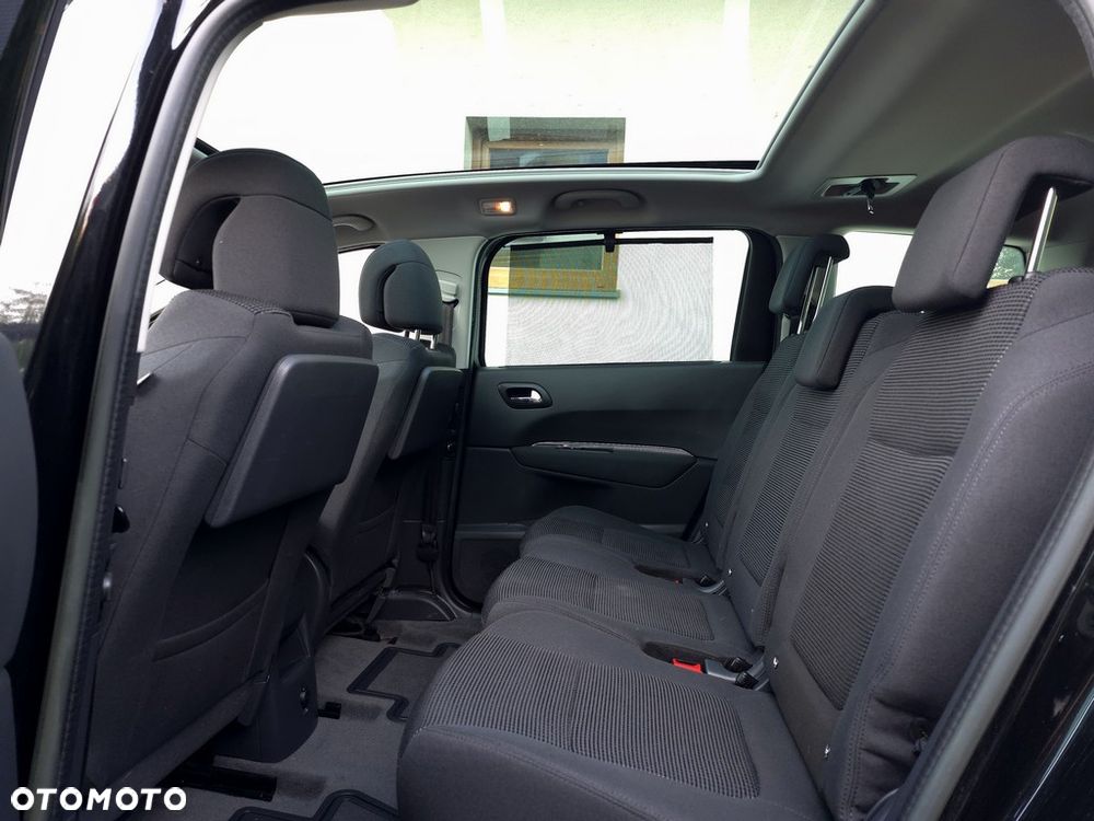 Peugeot 5008 - 9