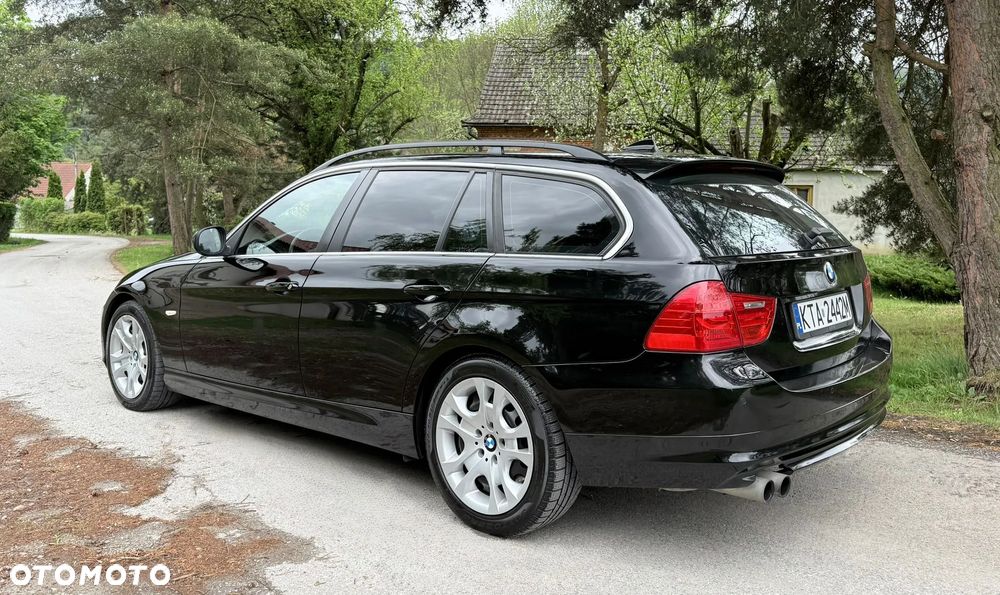 BMW Seria 3 330d - 11