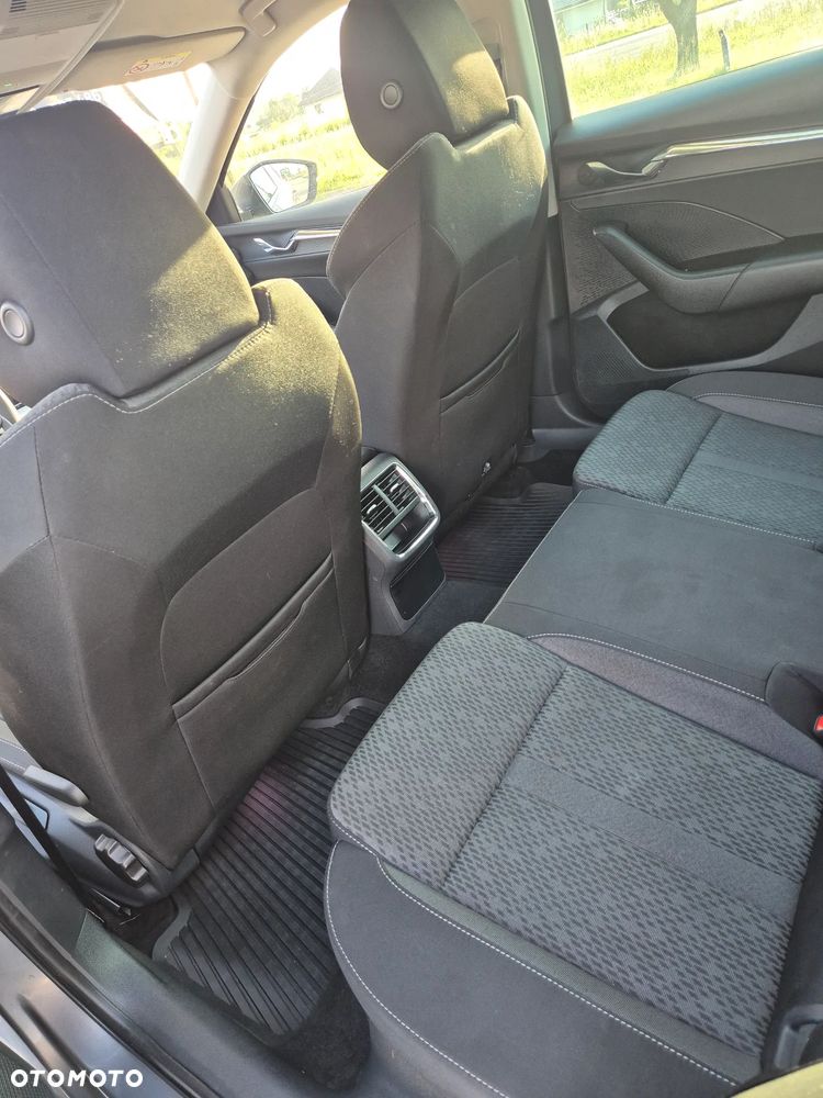 Skoda Octavia 2.0 TDI Style DSG - 9