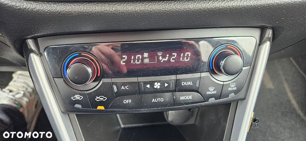 Suzuki SX4 S-Cross 1.6 VVT CVT 4x4 limited - 38