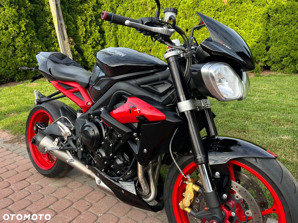 Triumph Street Triple - 16