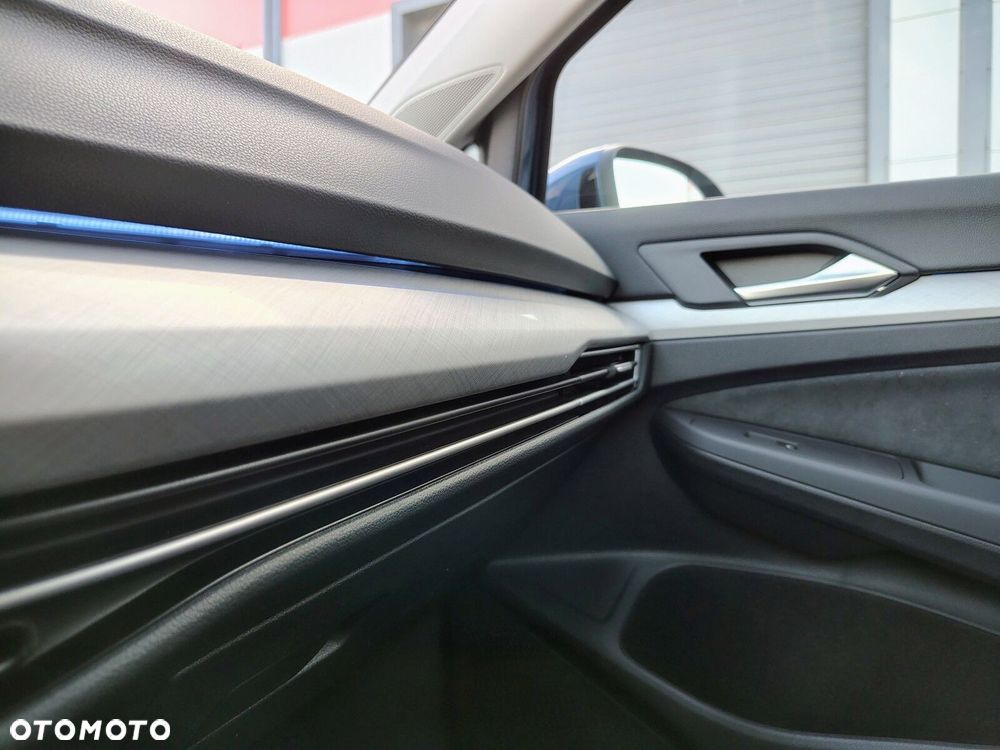 Volkswagen Golf Variant - 19