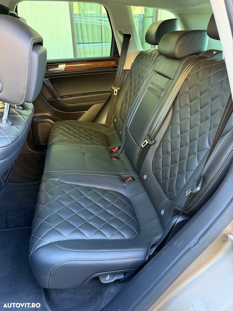 Volkswagen Touareg 3.0 V6 TDI SCR Blue Motion DPF Automatik Terrain Tech Executive Edition - 11