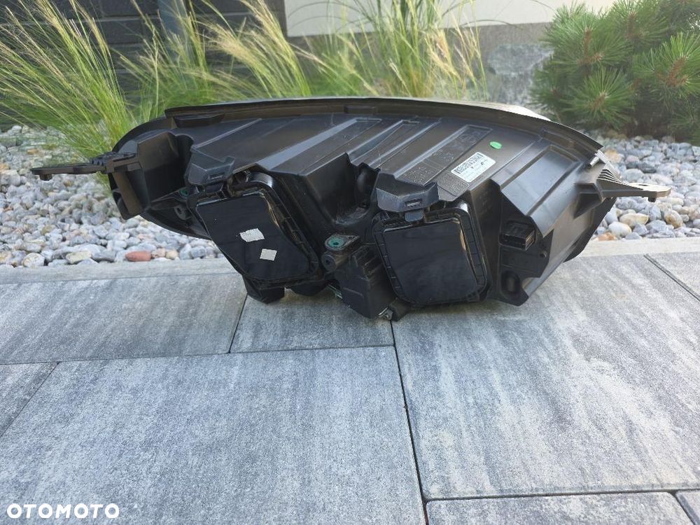 OPEL VIVARO C III 3 ZAFIRA D Lampa lewa przód Bi-Xenon Led 9832837680 Chrom - 10