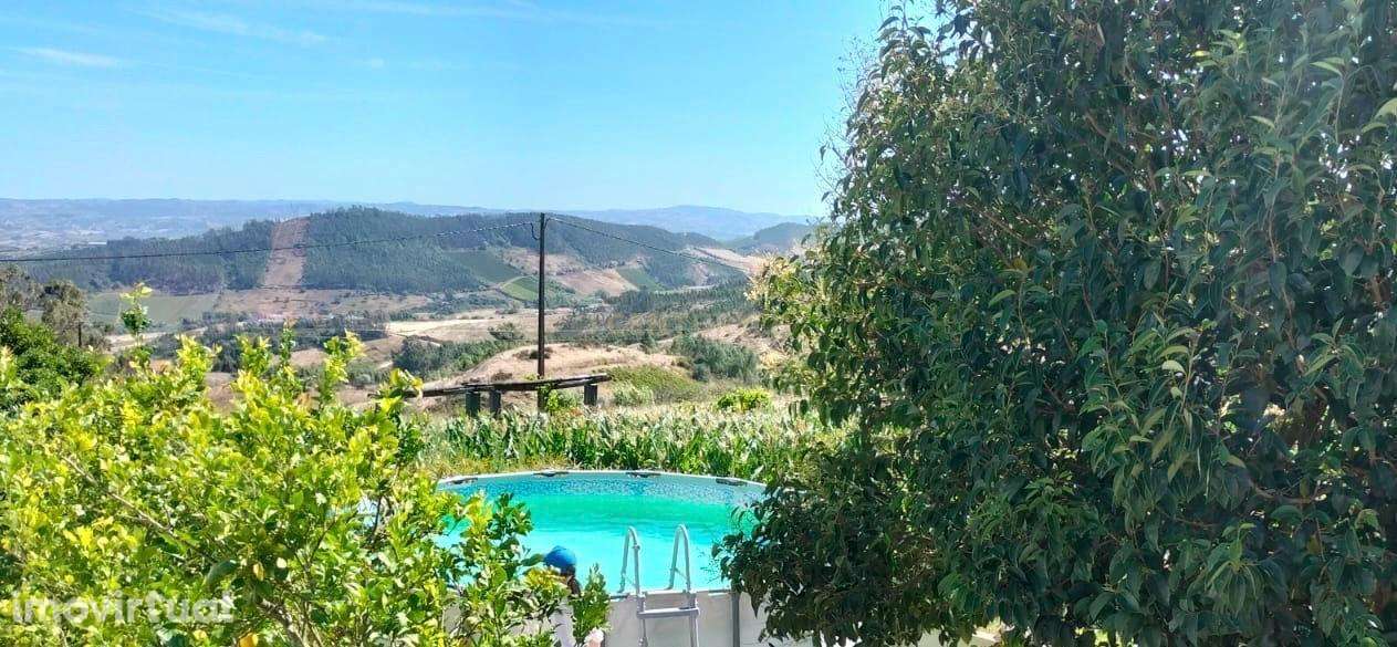 Moradia típica na Serra de Montejunto – Ideal para viver ou investir e - Grande imagem: 3/41