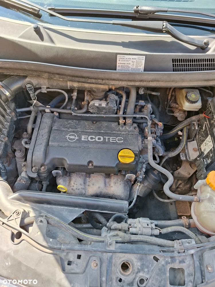Opel Corsa 1.2 16V Cosmo - 13