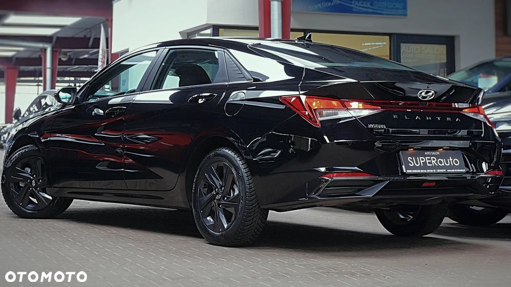 Hyundai Elantra 1.6 Smart CVT - 9