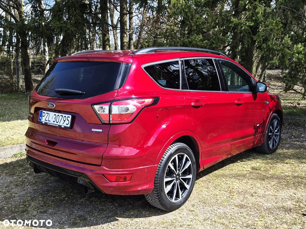 Ford Kuga 1.5 EcoBoost 4x4 ST-Line - 4