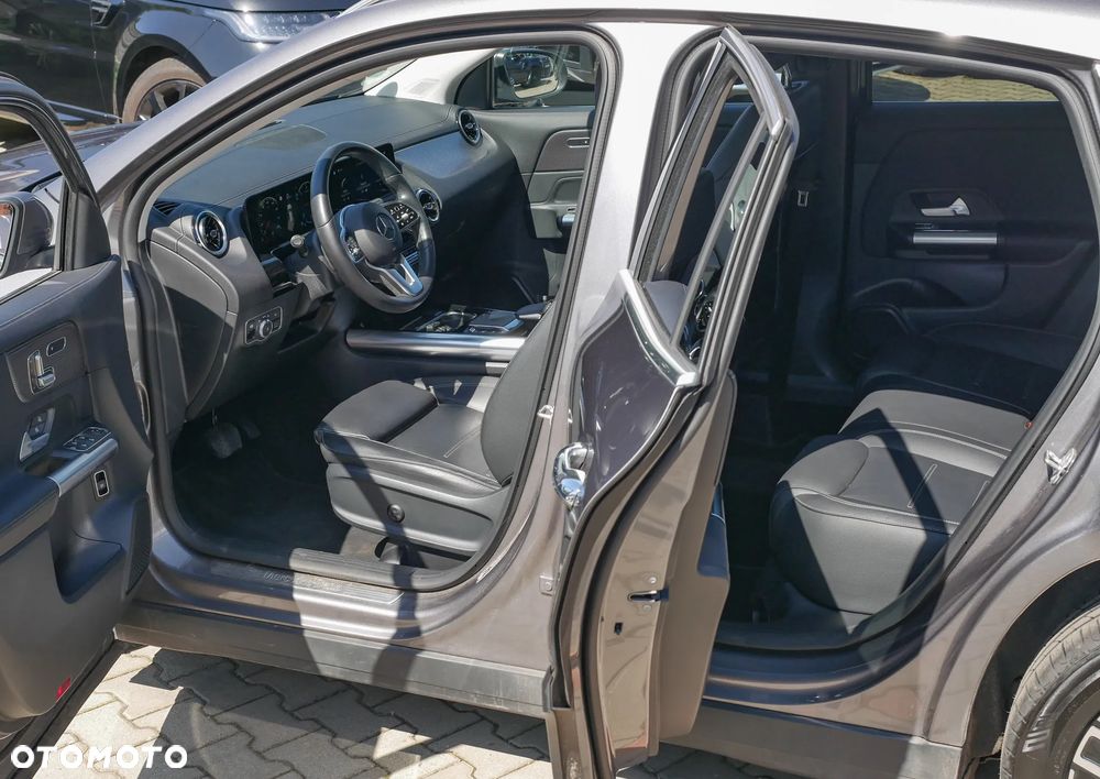 Mercedes-Benz GLA 220 d 4Matic 8G-DCT Progressive Advanced - 12
