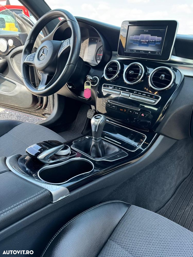 Mercedes-Benz C 220 d Coupe - 13
