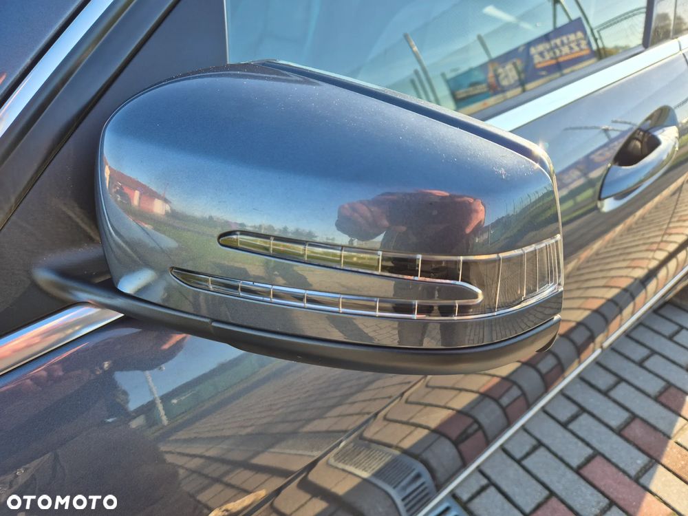 Mercedes-Benz Klasa C 180 T Kompressor Automatik BlueEFFICIENCY Avantgarde - 31