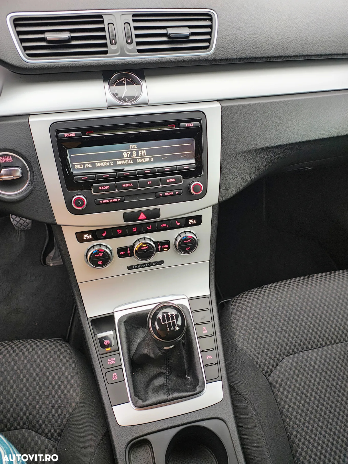 Volkswagen Passat Variant 2.0 Blue TDI SCR Comfortline - 16