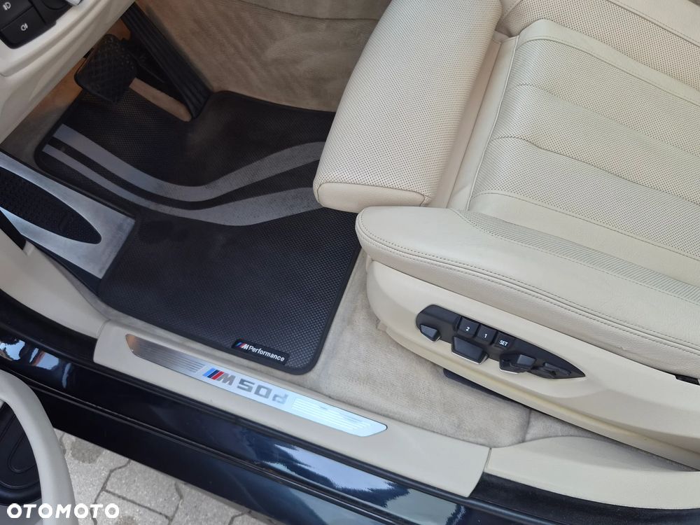 BMW X6M - 23