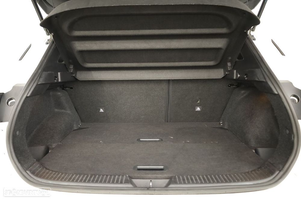 Nissan Qashqai 1.3 DIG-T N-Connecta LED - 25