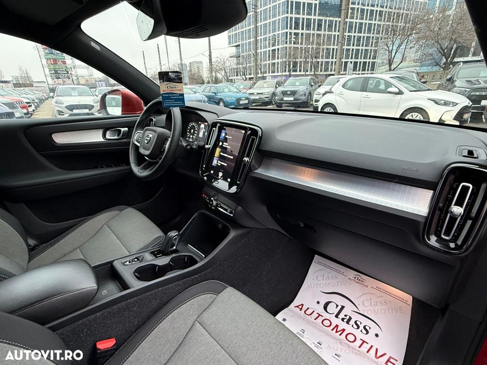 Volvo XC 40 Recharge T4 Twin Engine AT7 Inscription Expression - 22