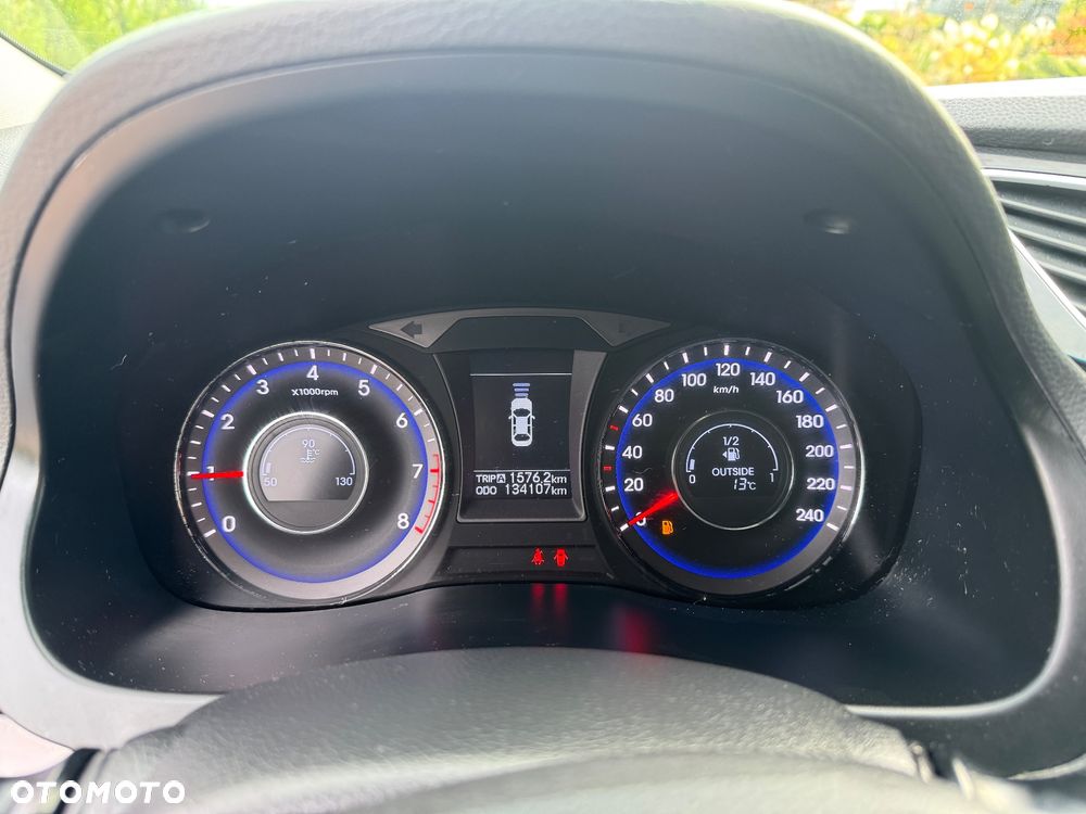 Hyundai i40 Kombi blue 1.6 Family+ - 23