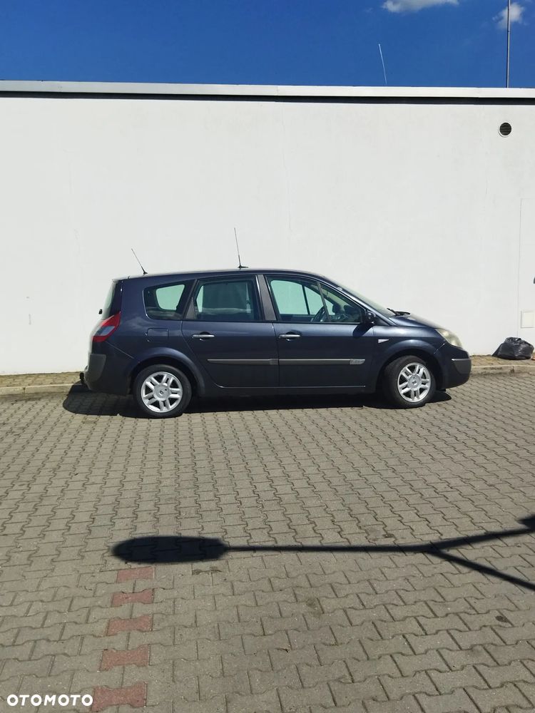 Renault Grand Scenic Gr 1.9 dCi Exception - 3