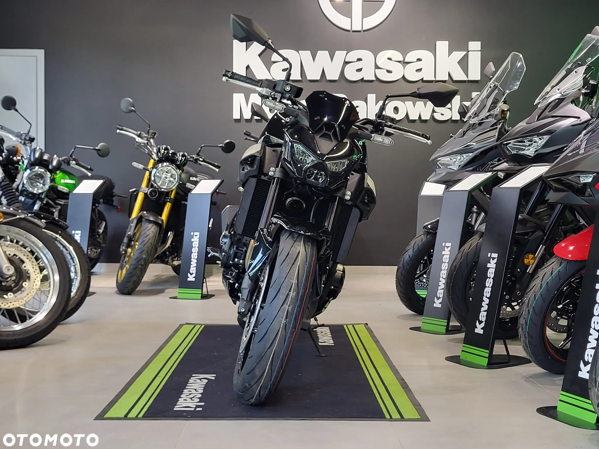 Kawasaki Z 900 - 6