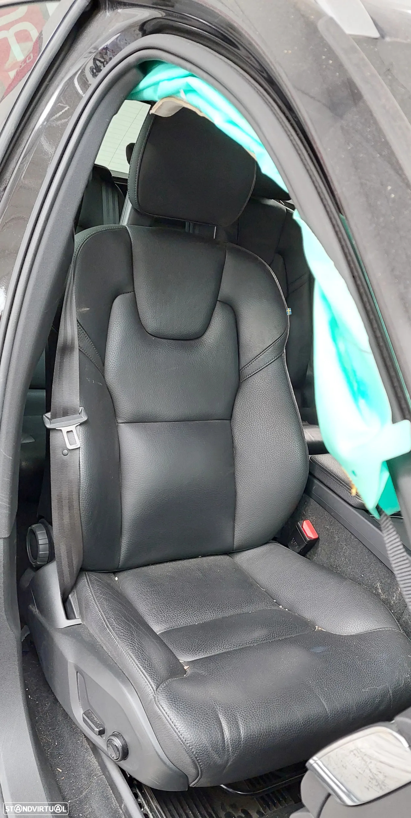 VOLVO XC60 D4 PARA PEÇAS - 9