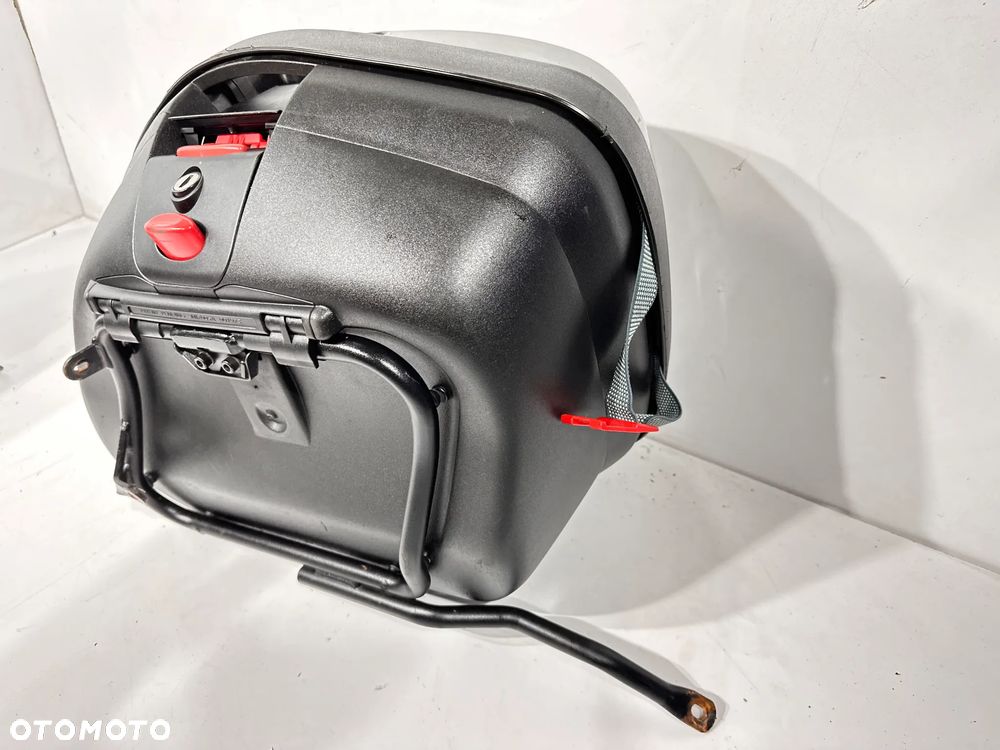 Kufer kufry kpl. Suzuki Gladius SFV 650 Givi V47 - 9