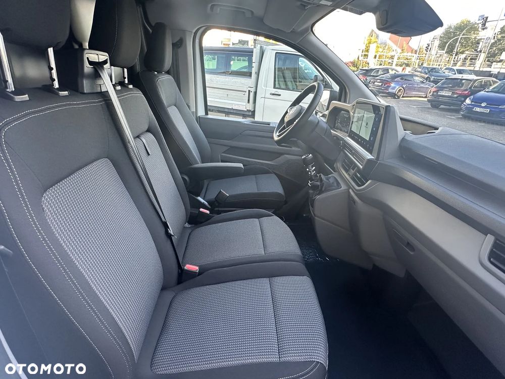Volkswagen Transporter T7 - 12