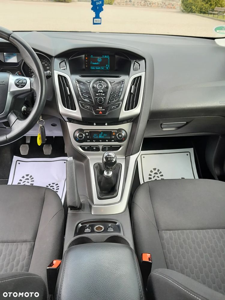 Ford Focus 1.0 EcoBoost Start-Stopp-System Champions Edition - 28