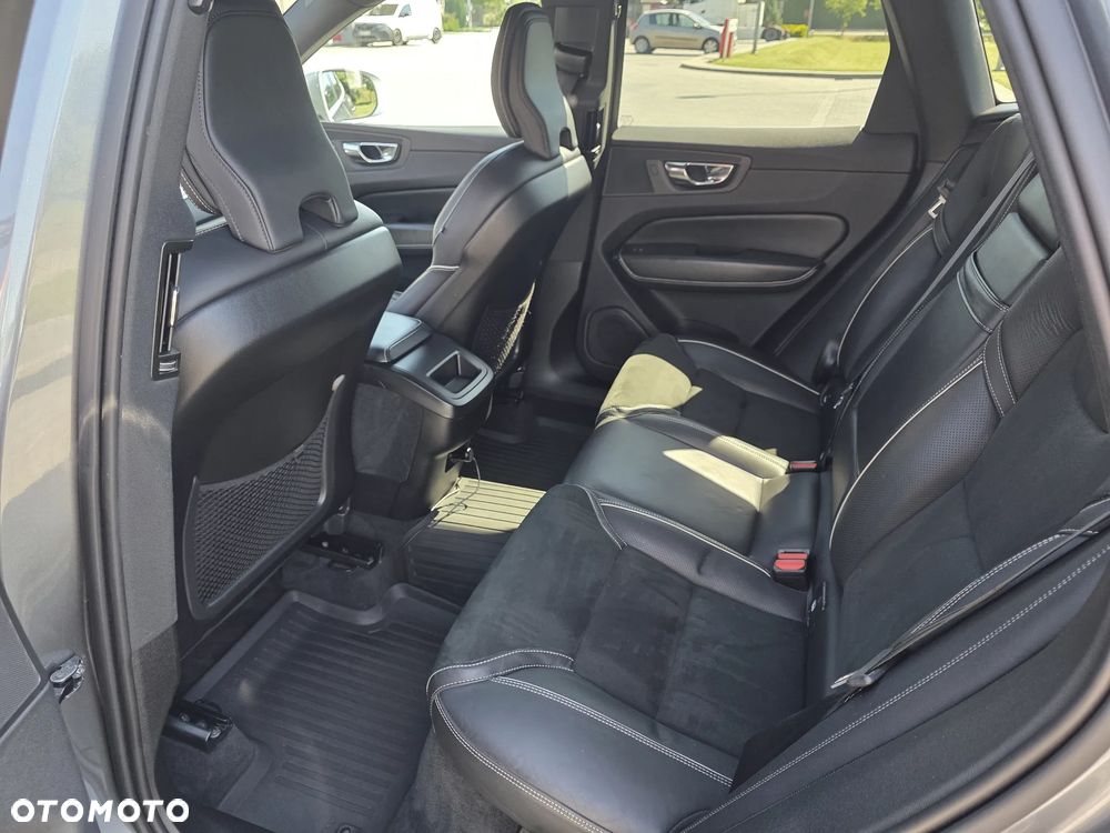 Volvo XC 60 D3 SCR R-Design - 14