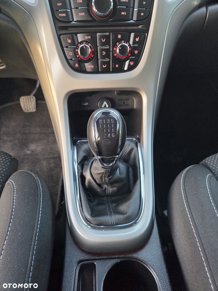 Opel Astra - 16