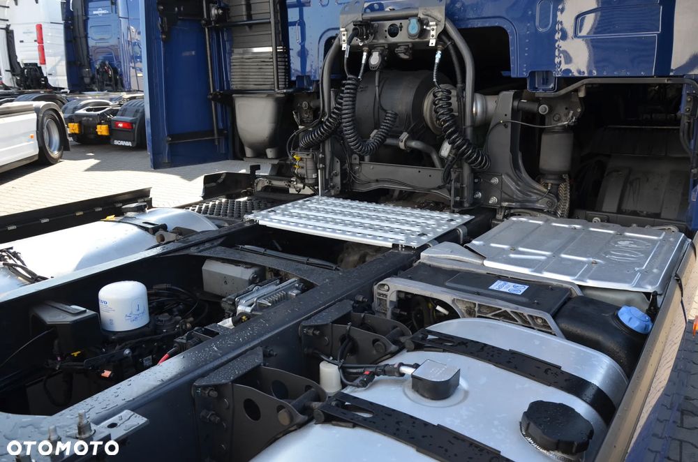 Volvo FH 5 / NEW / I-SAVE / KLIMA P. / LED / NAVI / KAMERA / 1020 - 9