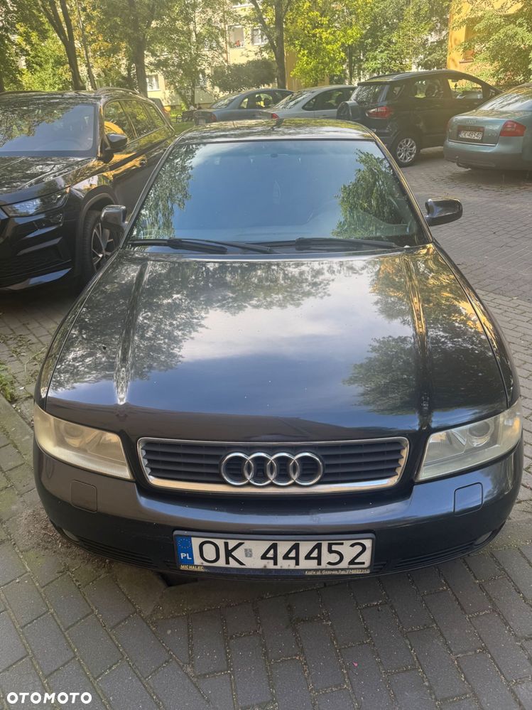 Audi A4 Limousine - 3