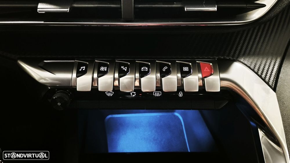 Peugeot 3008 1.6 BlueHDi Style EAT6 - 34