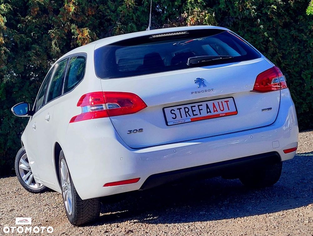 Peugeot 308 - 24