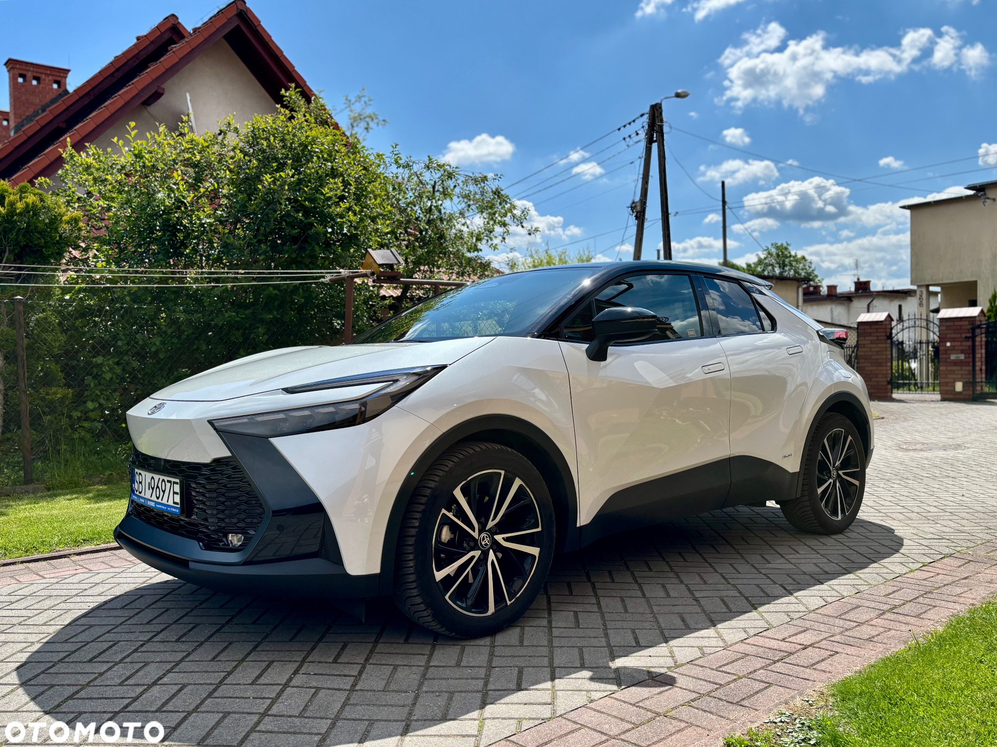 Toyota C-HR 2.0 Hybrid Executive - 3