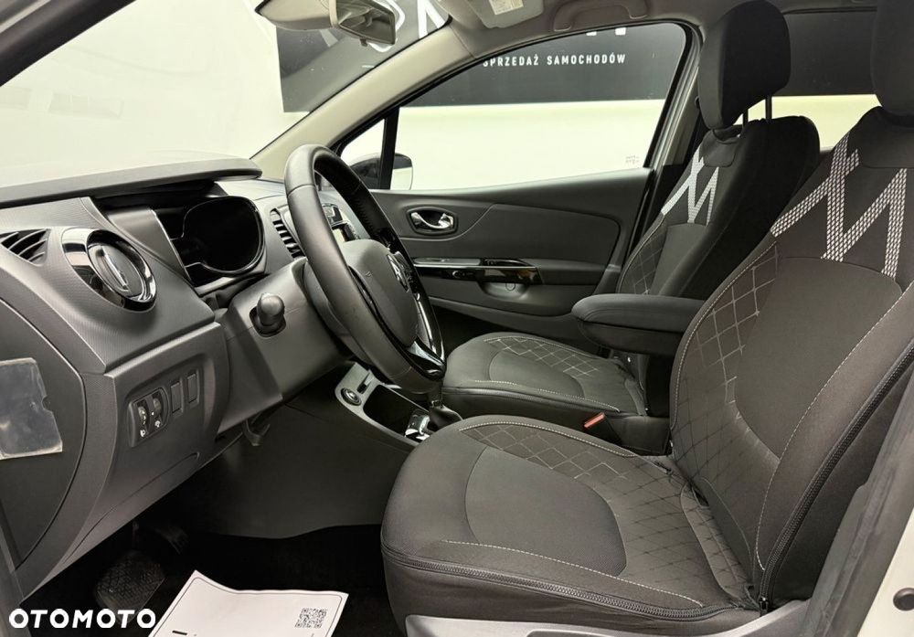 Renault Captur - 24