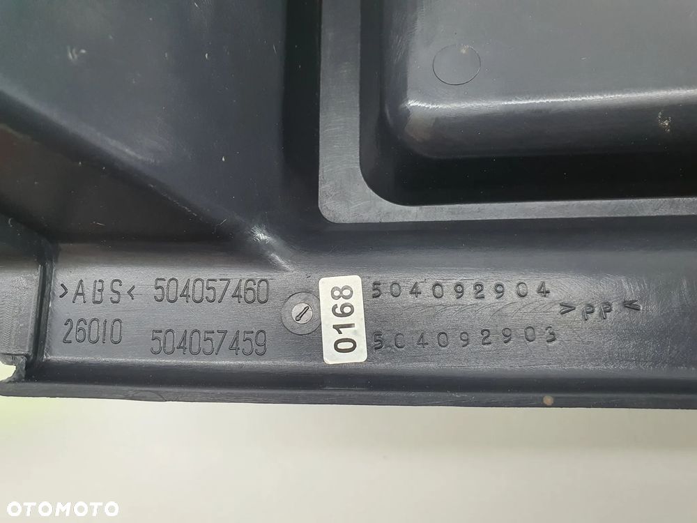 IVECO EUROCARGO III 08-15 OSŁONA SCHOWEK FOTELA PRAWY PODSTAWA - 3