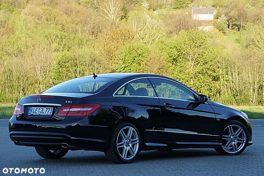 Mercedes-Benz Klasa E - 15