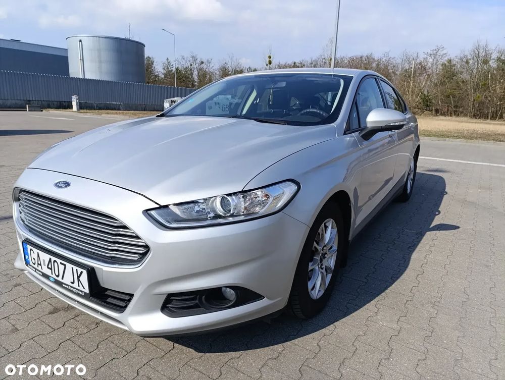 Ford Mondeo 1.5 EcoBoost Ambiente - 2