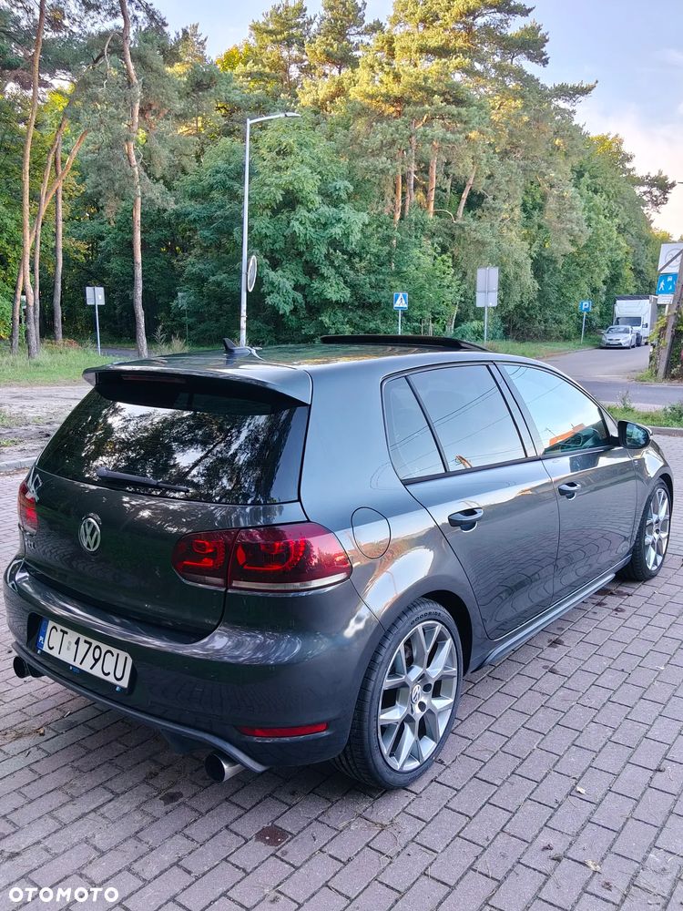 Volkswagen Golf 2.0 TSI GTI - 6